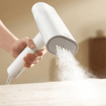 Xiaomi Handheld Garment Steamer vapor