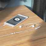 HOCO M93 Auricular con control por cable y micrófono - Imagen 3